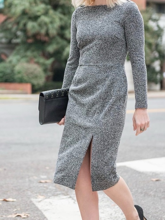 Banana Republic Dresses & Skirts - Banana Republic Long-Sleeve Boatneck Knit Herringbone Sheath Dress